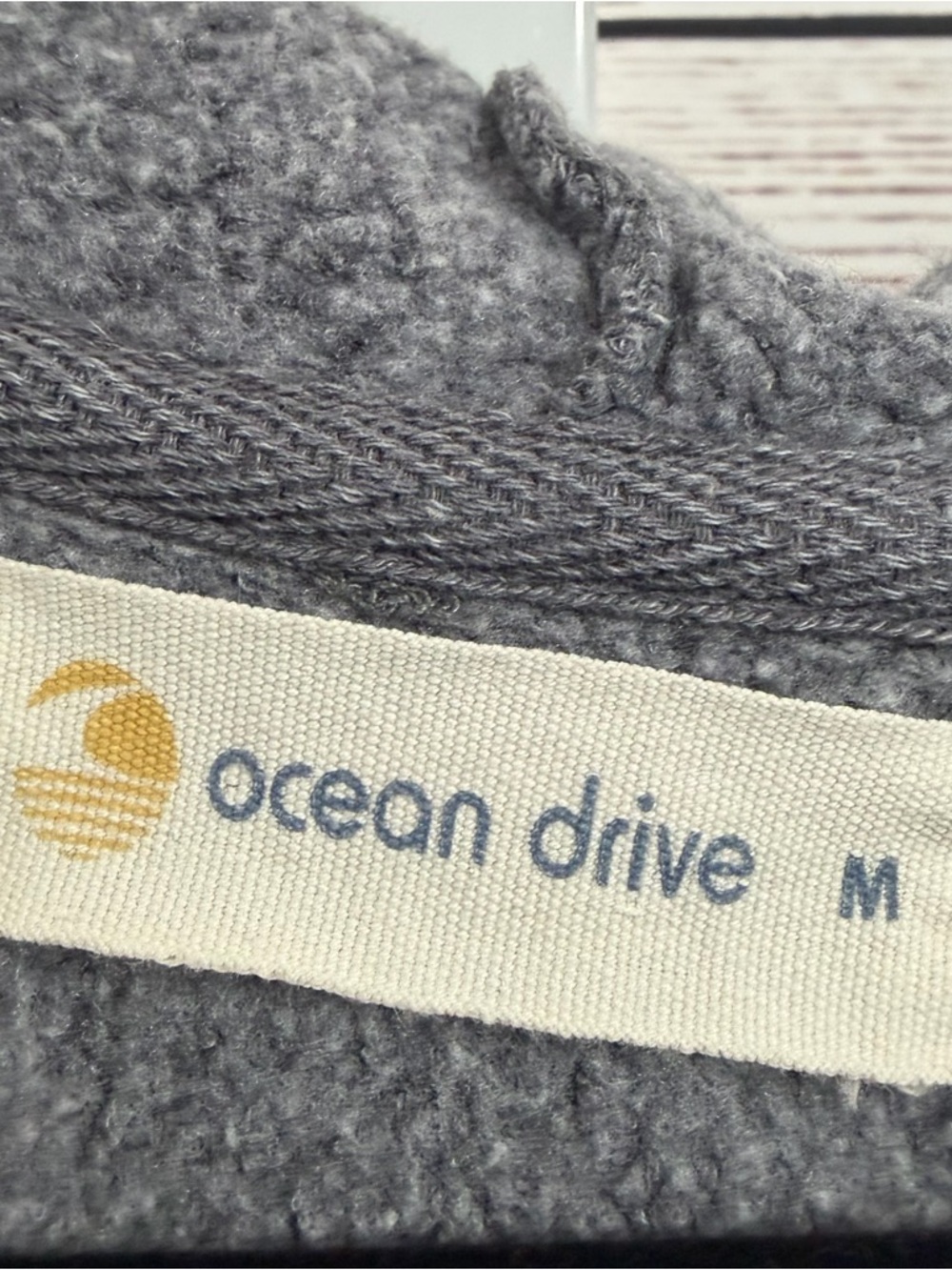 Ocean Drive Santa Cruz CA Gray Hoodie with Pastel Floral Graphic Medium - Picture 3 of 8